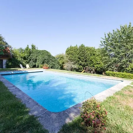 Apartamento With One Bedroom In With Shared Pool And Terrace